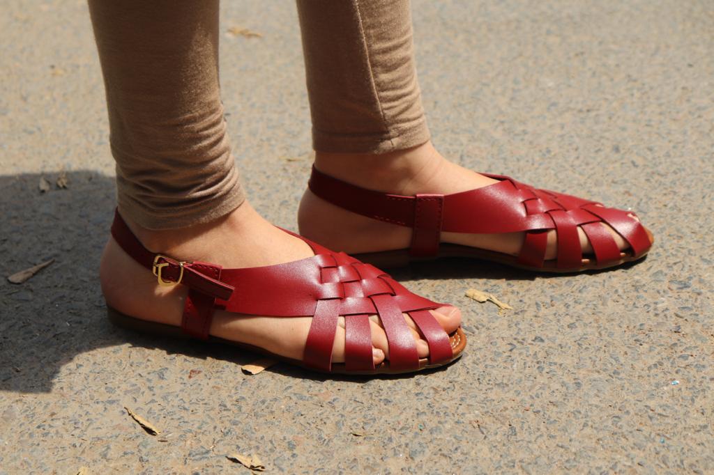 CASUAL SANDAL