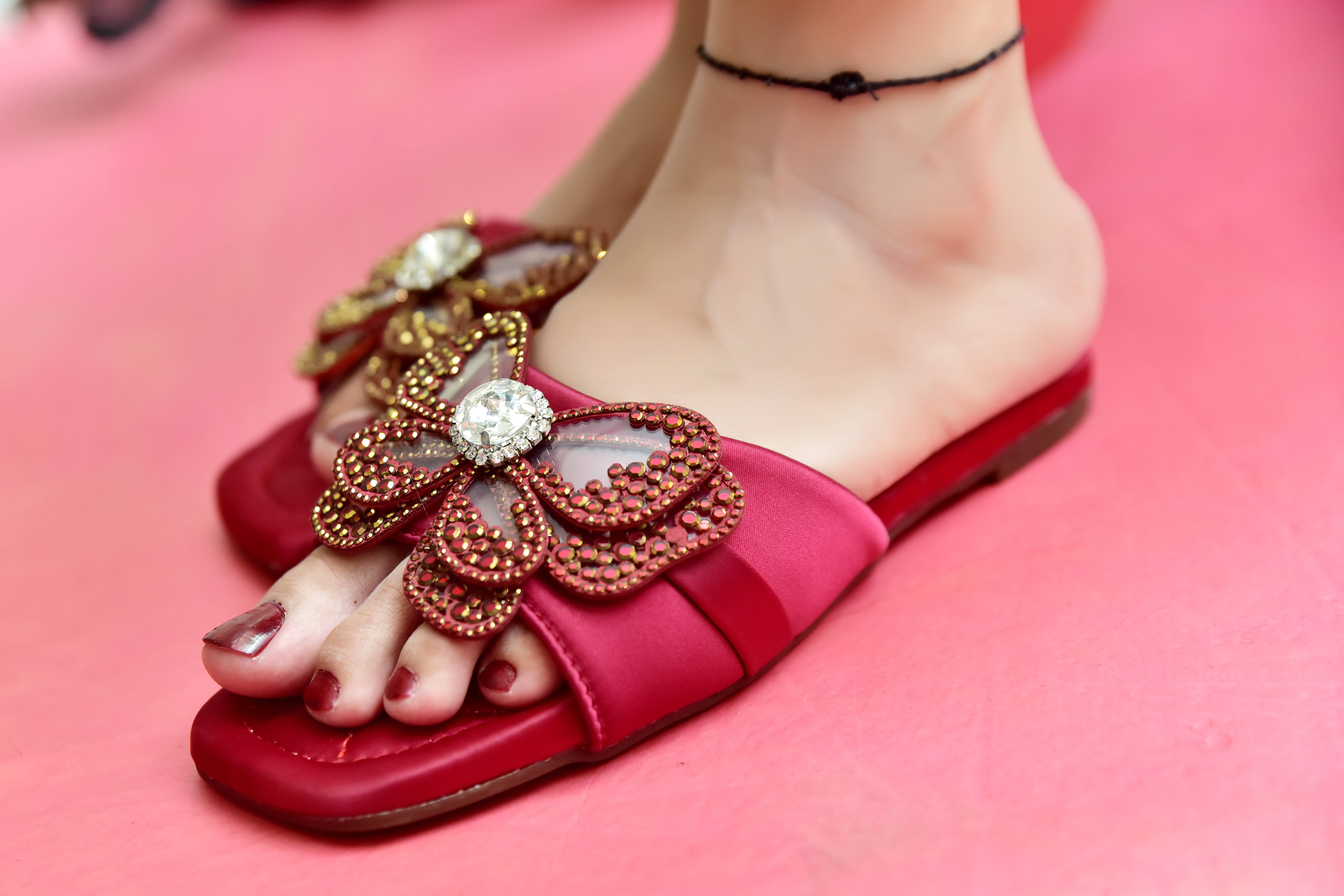 FLAT CHAPPALS WOMEN